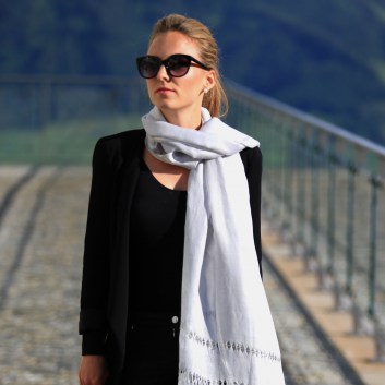Scarves for Women : New Online Collectio
