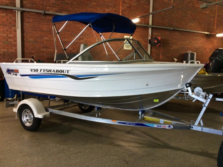 2017 Quintrex 430 Fishabout with Bimini 