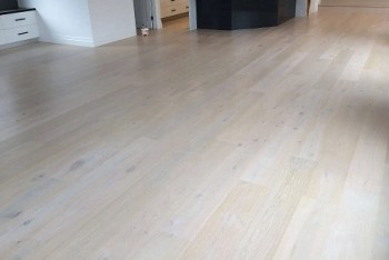 Sanding And Polishing Floorboards | 0411