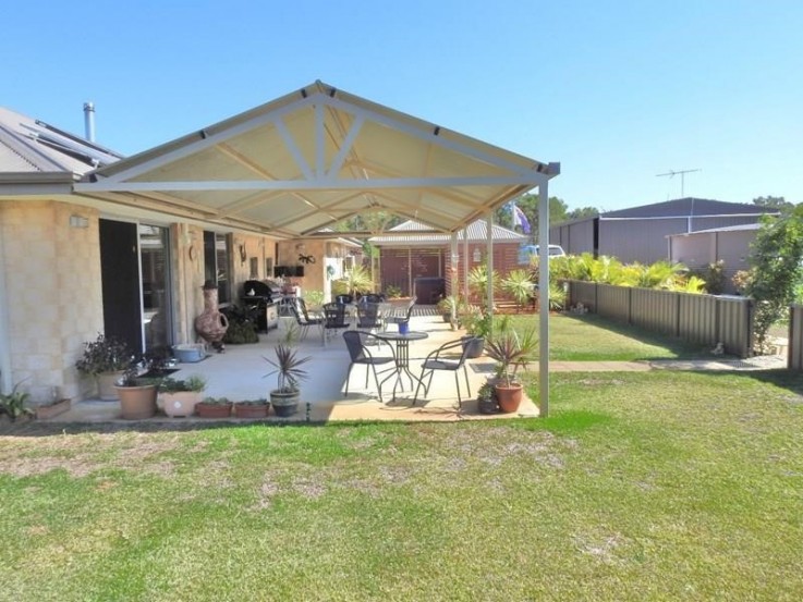 153 ROSEWOOD DRIVE, CHITTERING