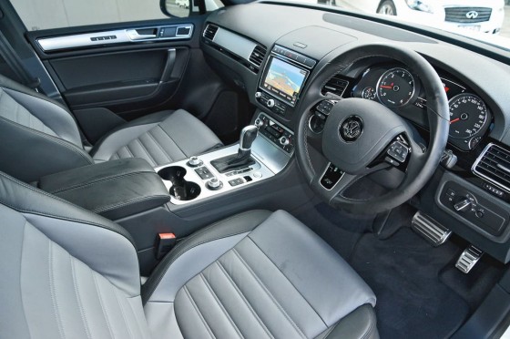 2017 Volkswagen Touareg 7P V8 Wagon for 