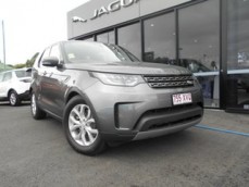 2017 Land Rover Discovery TD6 SE Wagon