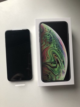 Apple iPhone XS Max 256GB Space Gray is 