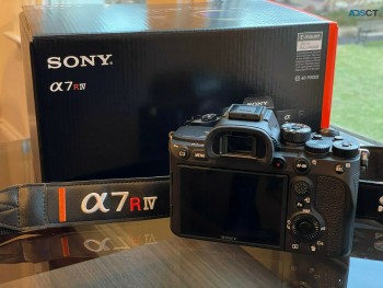 Sony A7R IV 35mm Full-Frame Mirrorless 6