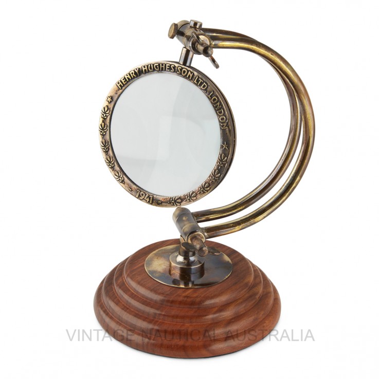 Magnifying Glass – Curved Arm Henry Hugh