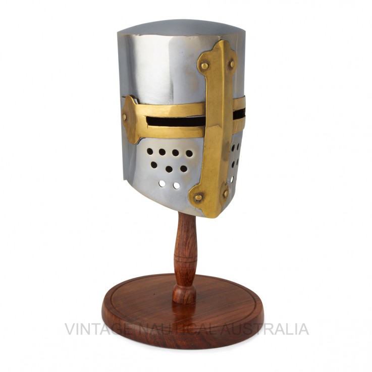 Miniature Warrior Helmet – Crusader