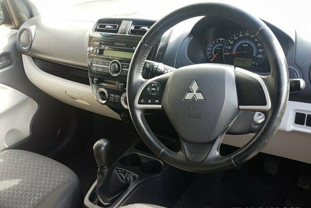 2013 Mitsubishi Mirage ES LA MY14 Hatchb