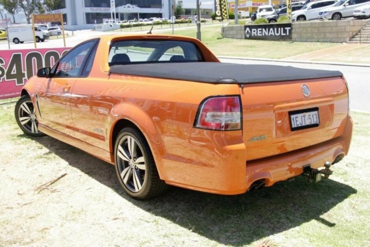 2013 Holden Ute SS Ute Utility (Orange)